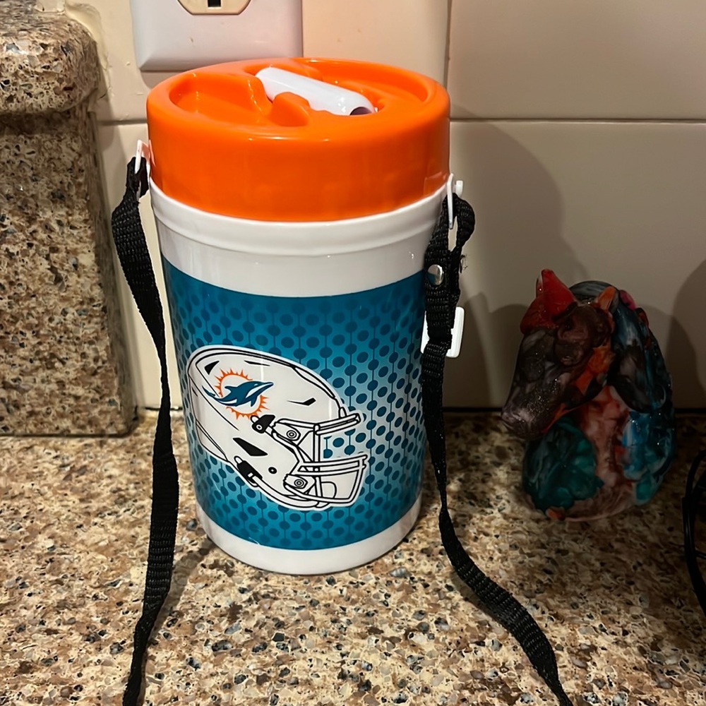 Football 🏈 dolphin fans water cup with straps. Drink water cuz holds a lot